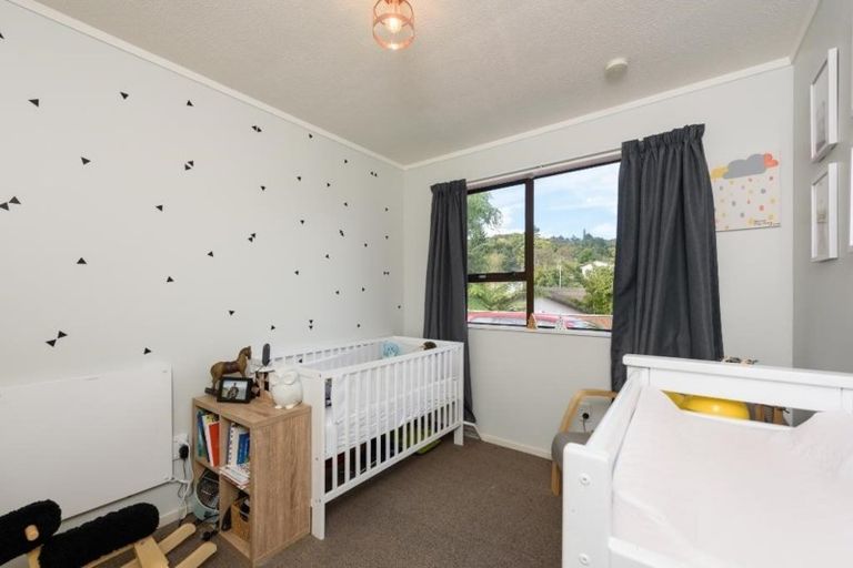 Photo of property in 43b Lord Street, Stokes Valley, Lower Hutt, 5019