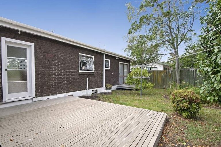Photo of property in 21 Ranui Station Road, Ranui, Auckland, 0612