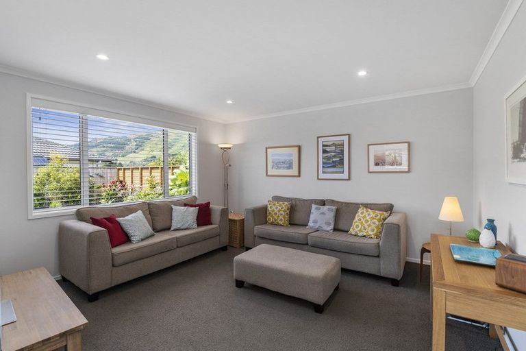 Photo of property in 83 Waipunahau Road, Waikanae, 5036