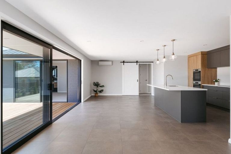 Photo of property in 16 Lusk Street, Rangiora, 7400