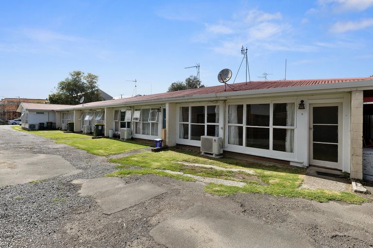 Photo of property in 43 Cameron Road, Bluff Hill, Napier, 4110