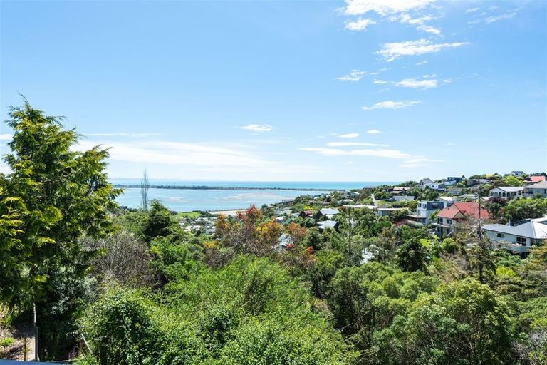 Photo of property in 139 Mount Pleasant Road, Mount Pleasant, Christchurch, 8081