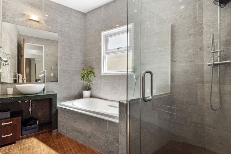 Photo of property in 67a Hastings Road, Mairangi Bay, Auckland, 0630