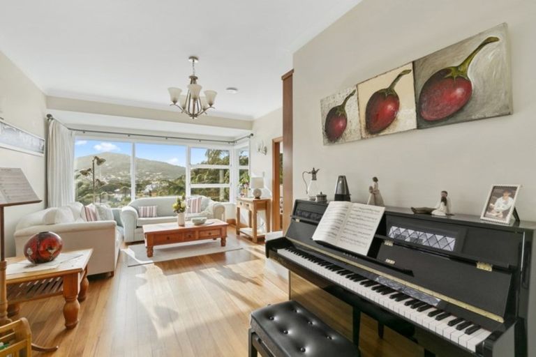 Photo of property in 54 Richmond Avenue, Karori, Wellington, 6012