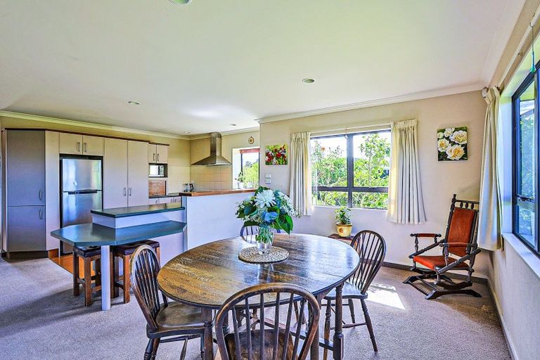 Photo of property in 14 Pinotage Drive, Greenmeadows, Napier, 4112