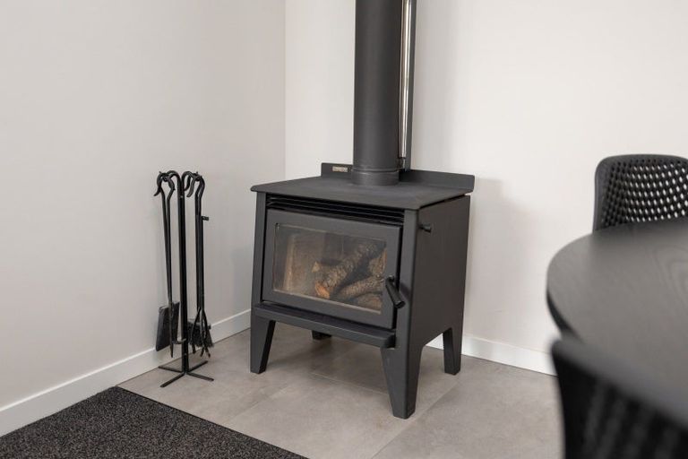 Photo of property in 9a Monckton Street, Feilding, 4702