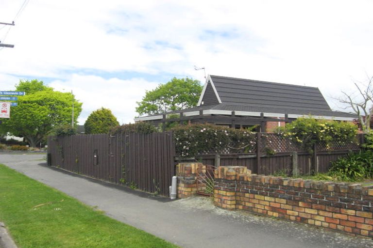 Photo of property in 2/189 Highsted Road, Casebrook, Christchurch, 8051