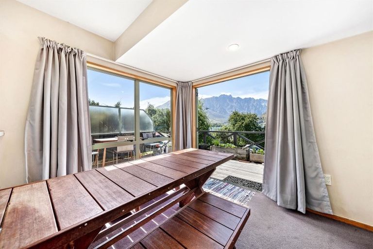 Photo of property in 5 Marina Drive, Frankton, Queenstown, 9300