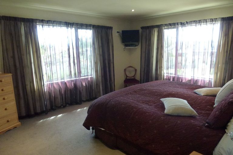 Photo of property in 18 Walnut Grove, Alexandra, 9320