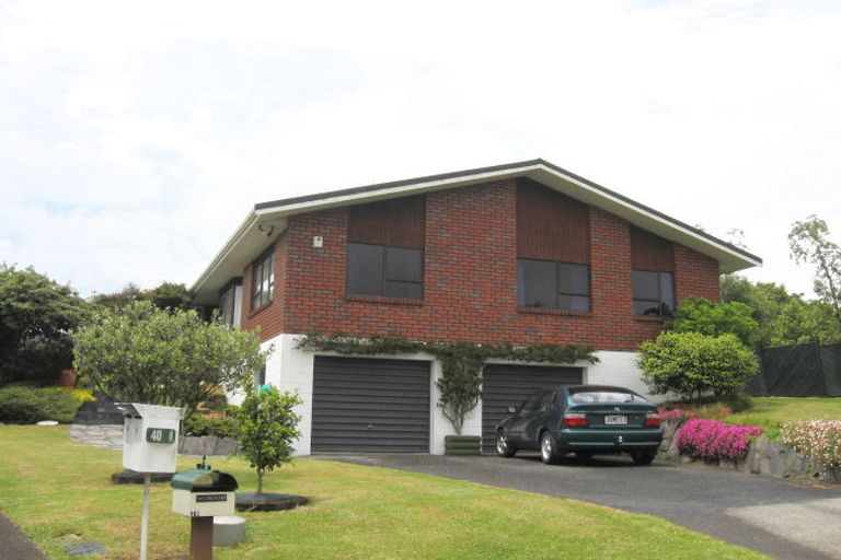 Photo of property in 42 Halberg Street, Glenfield, Auckland, 0629