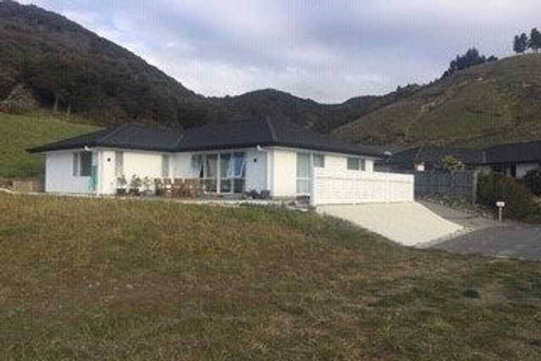 Photo of property in 7c Devenish Place, Atawhai, Nelson, 7010