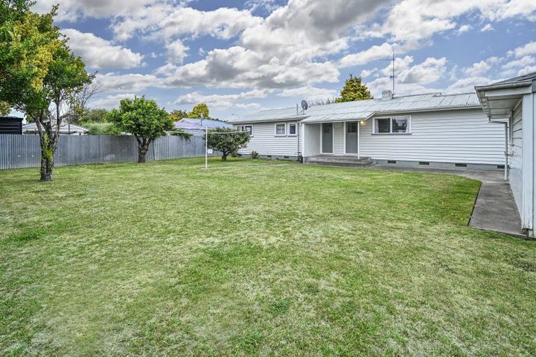Photo of property in 703 Rainbow Avenue, Parkvale, Hastings, 4122