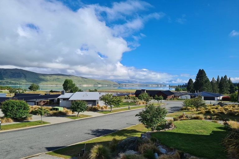 Photo of property in 3 Pollock Place, Lake Tekapo, 7999