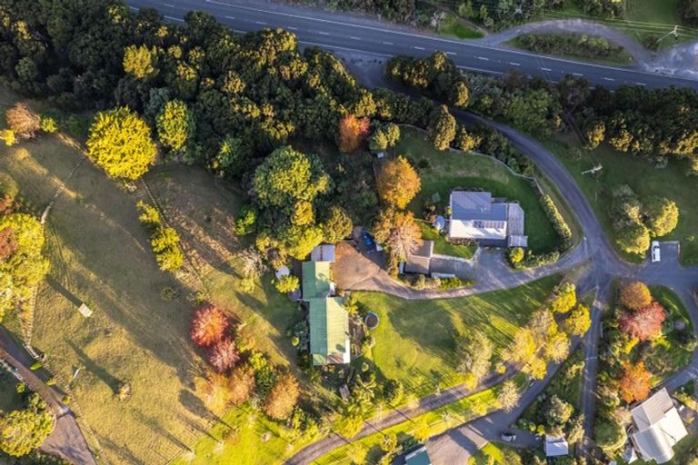 Photo of property in 8 Brumby Lane, Russell, 0272