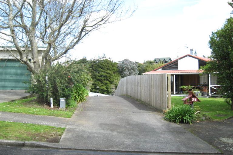 Photo of property in 24b Branch Road, Highlands Park, New Plymouth, 4312