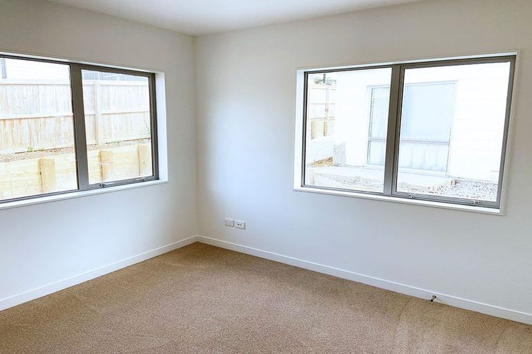 Photo of property in 40b Chippendale Crescent, Birkdale, Auckland, 0626