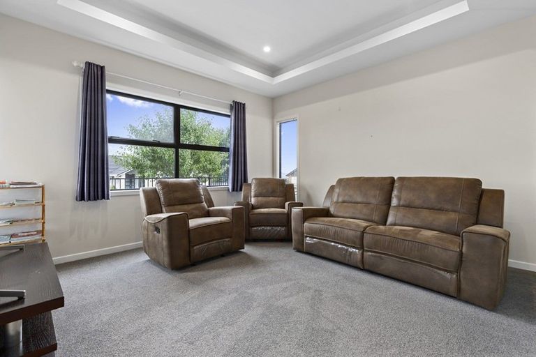 Photo of property in 35 Longbow Terrace, Flagstaff, Hamilton, 3210