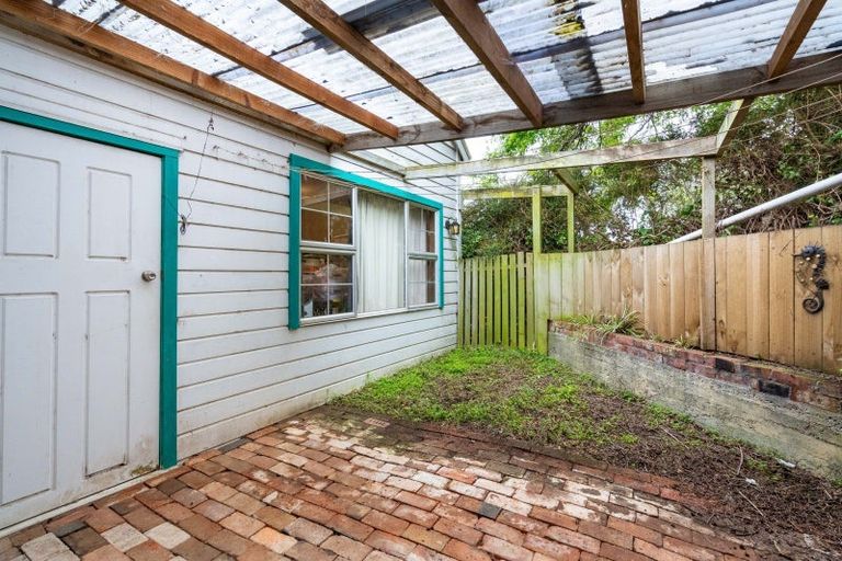 Photo of property in 13 Junction Road, Ravensbourne, Dunedin, 9022