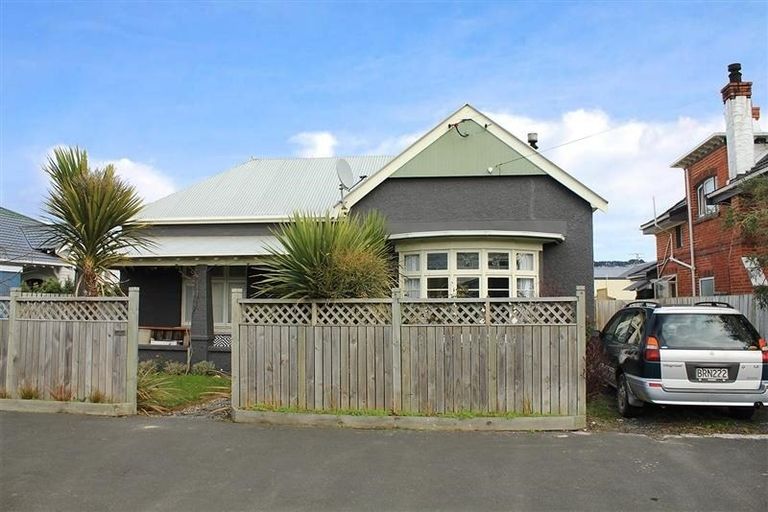 Photo of property in 114 Prince Albert Road, Saint Kilda, Dunedin, 9012