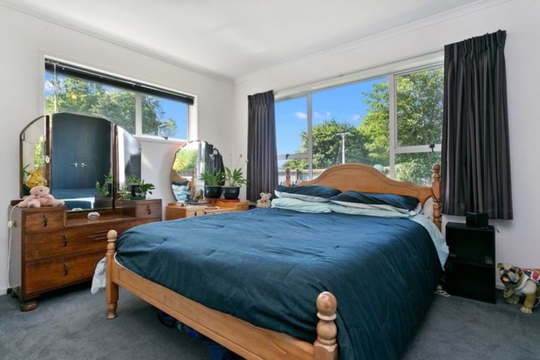 Photo of property in 2 Browning Street, Leamington, Cambridge, 3432