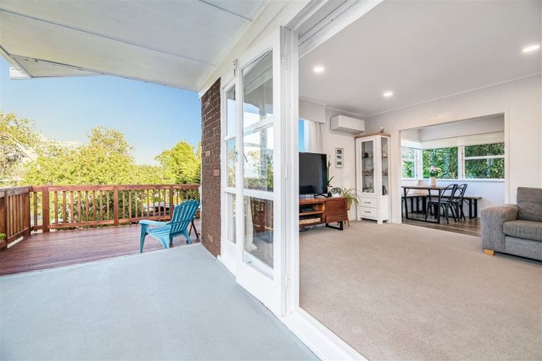 Photo of property in 8 Spence Road, Henderson, Auckland, 0612