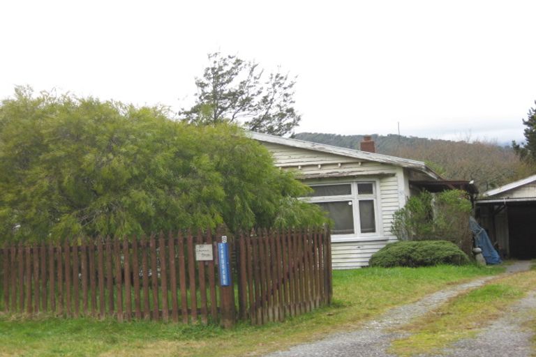 Photo of property in 690 Seven Mile Road, Runanga, 7803
