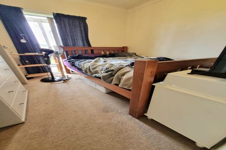 Photo of property in 2c Charlenne Close, Ranui, Auckland, 0612