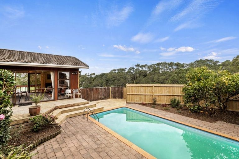 Photo of property in 31 Bellbird Rise, Murrays Bay, Auckland, 0630