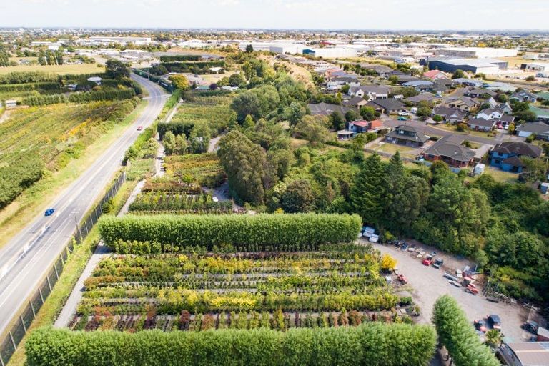 Photo of property in 1 Roberts Line, Kelvin Grove, Palmerston North, 4414