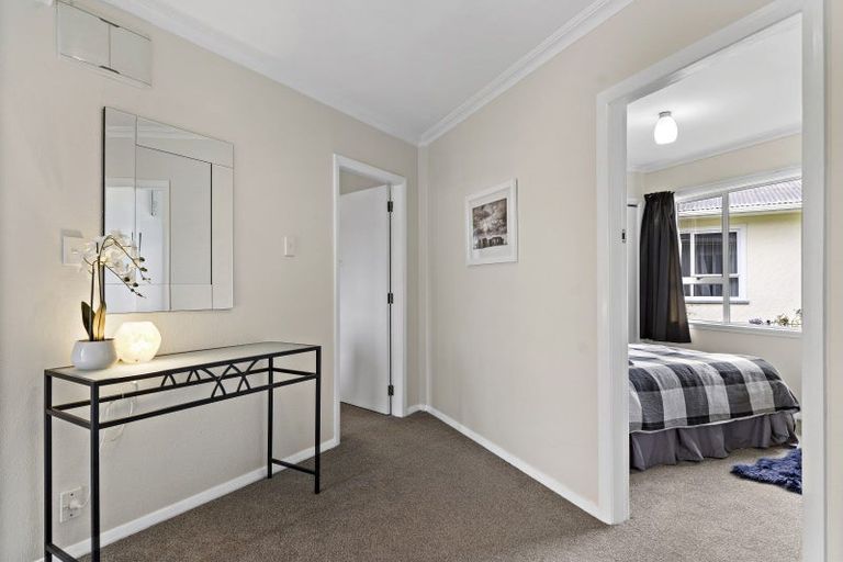 Photo of property in 26 Costley Street, Carterton, 5713