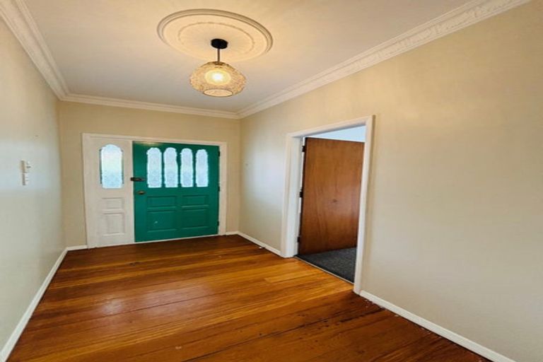 Photo of property in 5a Avalon Crescent, Avalon, Lower Hutt, 5011