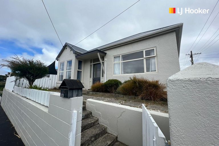 Photo of property in 51 Russell Street, Dunedin Central, Dunedin, 9016