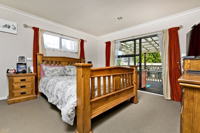 Photo of property in 1a James Laurie Street, Henderson, Auckland, 0612
