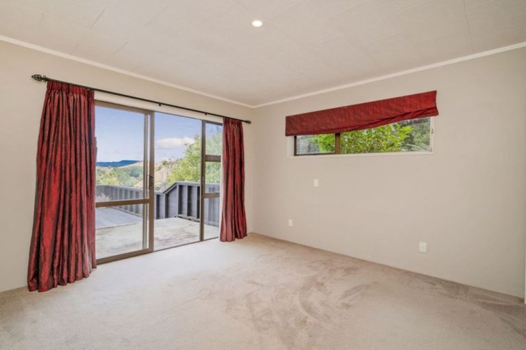 Photo of property in 4 Pohutukawa Grove, Whitianga, 3510