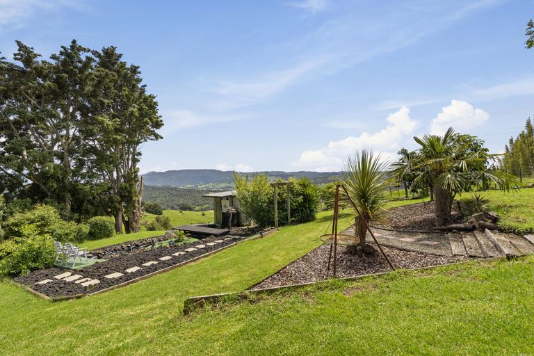 Photo of property in 330 Horeke Road, Okaihau, 0475