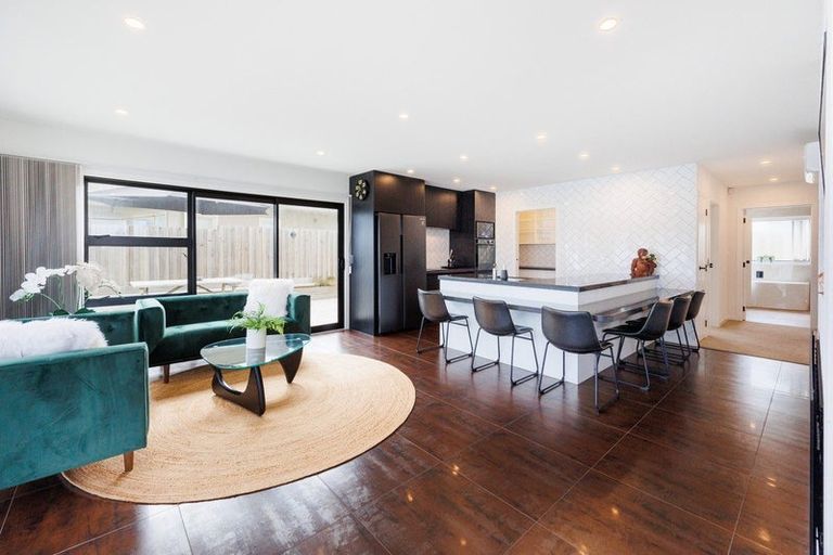 Photo of property in 29a Marine Parade South, Foxton Beach, Foxton, 4815