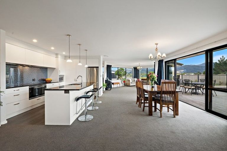 Photo of property in 37 Ocean View Crescent, Rarangi, Blenheim, 7273