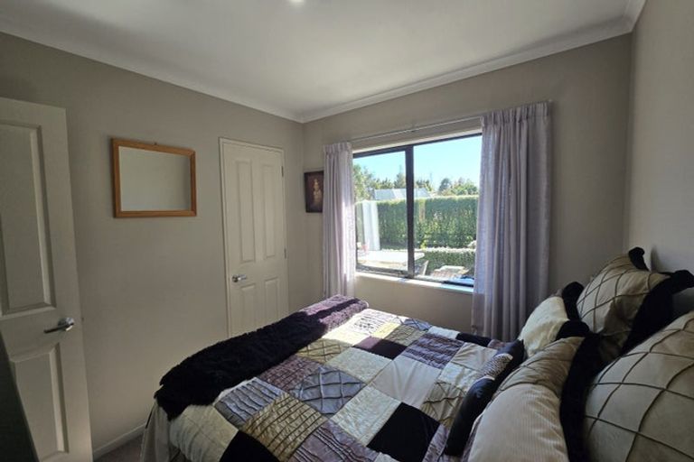 Photo of property in 1 Oaks Place, Te Aroha, 3320