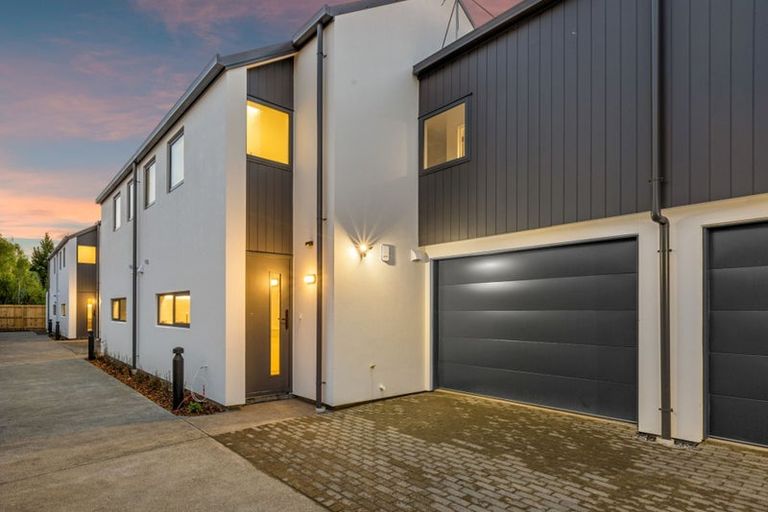 Photo of property in 20 Shearer Avenue, Papanui, Christchurch, 8052