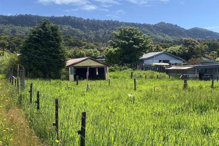 Photo of property in 11 Ranfurly Street, Runanga, 7803