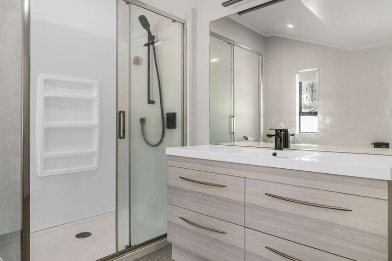 Photo of property in 135 Baverstock Road, Nawton, Hamilton, 3200