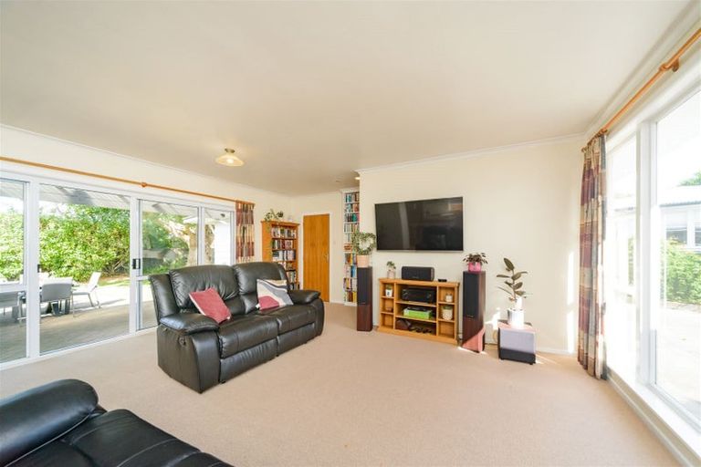 Photo of property in 30 Snowdon Avenue, Terrace End, Palmerston North, 4410