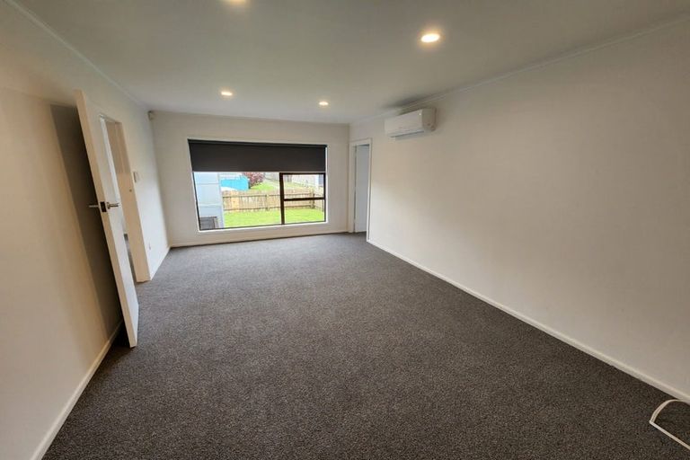 Photo of property in 41 Hill Crescent, Papakura, 2110