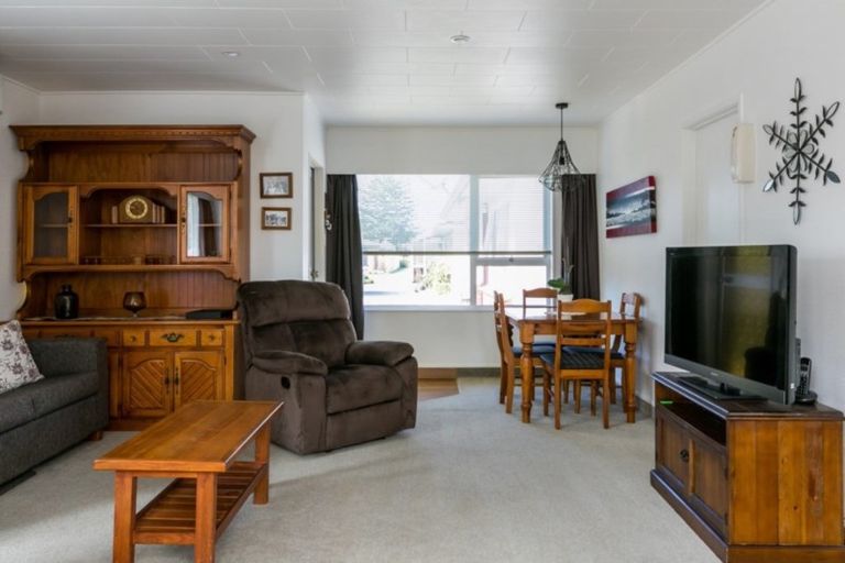 Photo of property in 1/15 King Street, Taradale, Napier, 4112