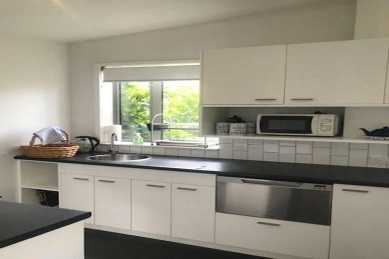 Photo of property in 18b Benares Street, Khandallah, Wellington, 6035