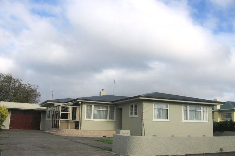 Photo of property in 32 Aberdeen Avenue, Takaro, Palmerston North, 4412