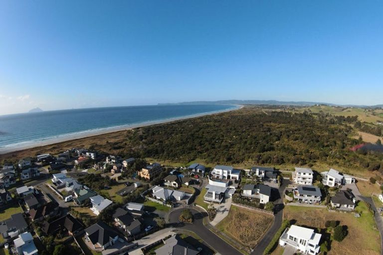 Photo of property in 3 Kihi Place, Ruakaka, 0116