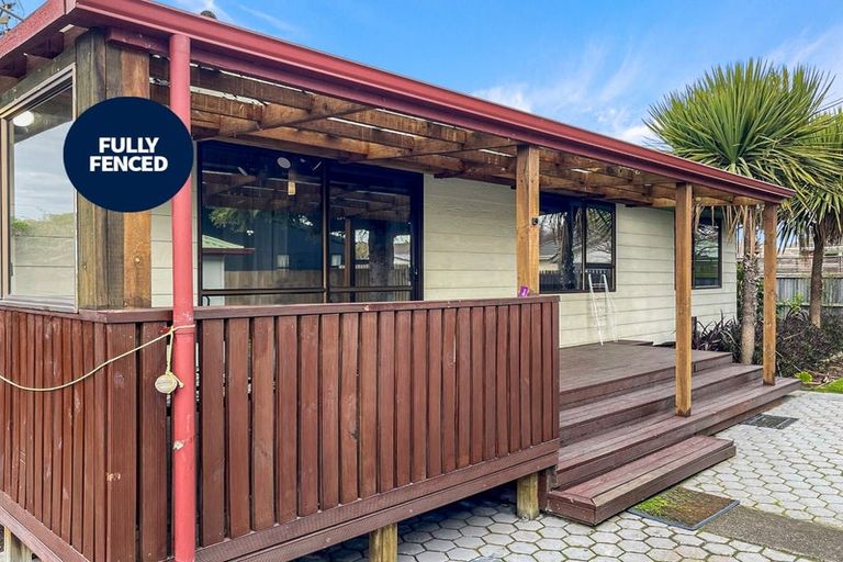 Photo of property in 102a Amyes Road, Hornby, Christchurch, 8042