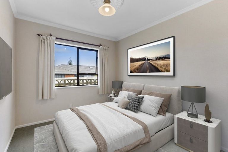 Photo of property in 14 Sackville Street, Fitzroy, New Plymouth, 4312