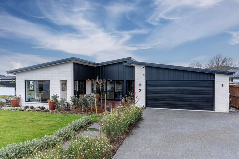 Photo of property in 28 Hanmer Crescent, Rangiora, 7400